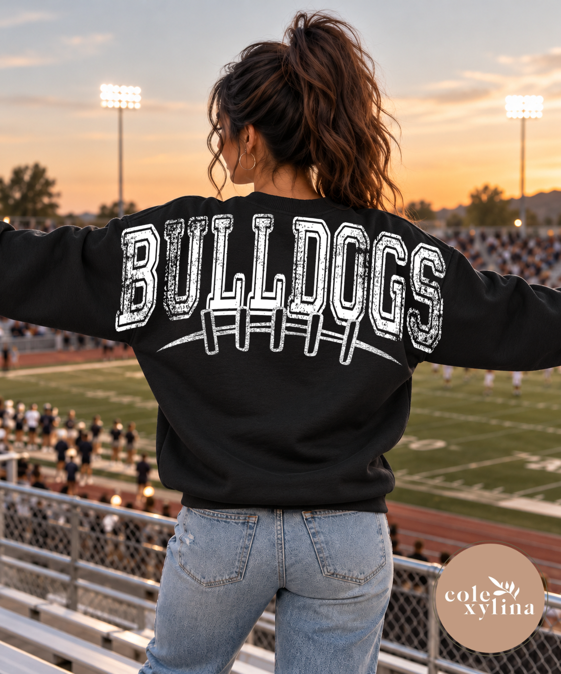 GRUNGE BULLDOGS WHITE - DTF TRANSFER