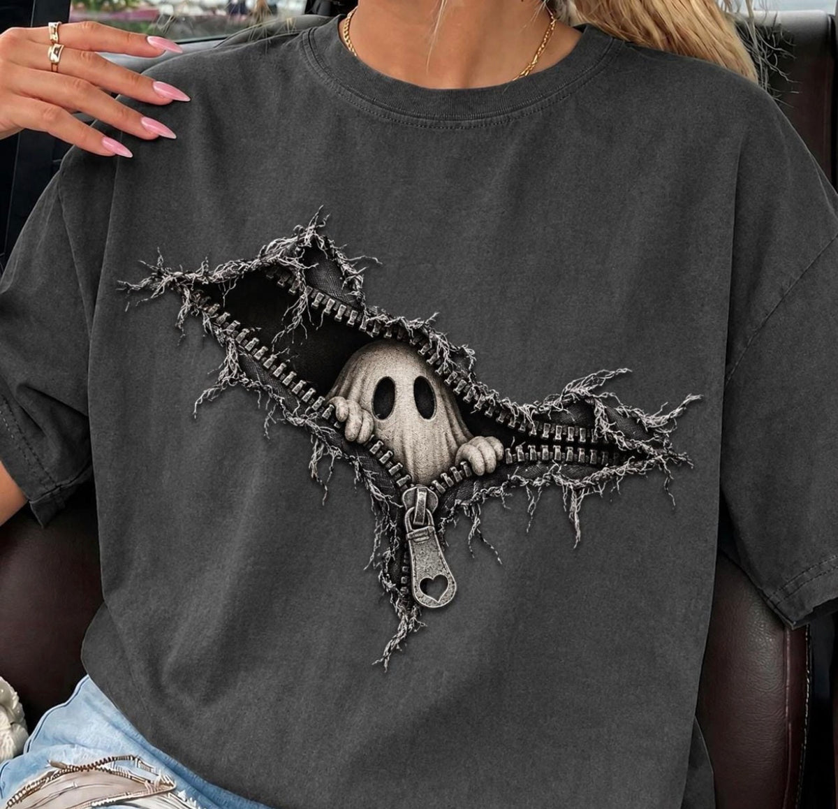 SHREDDED ZIPPER GHOST - DTF TRANSFER