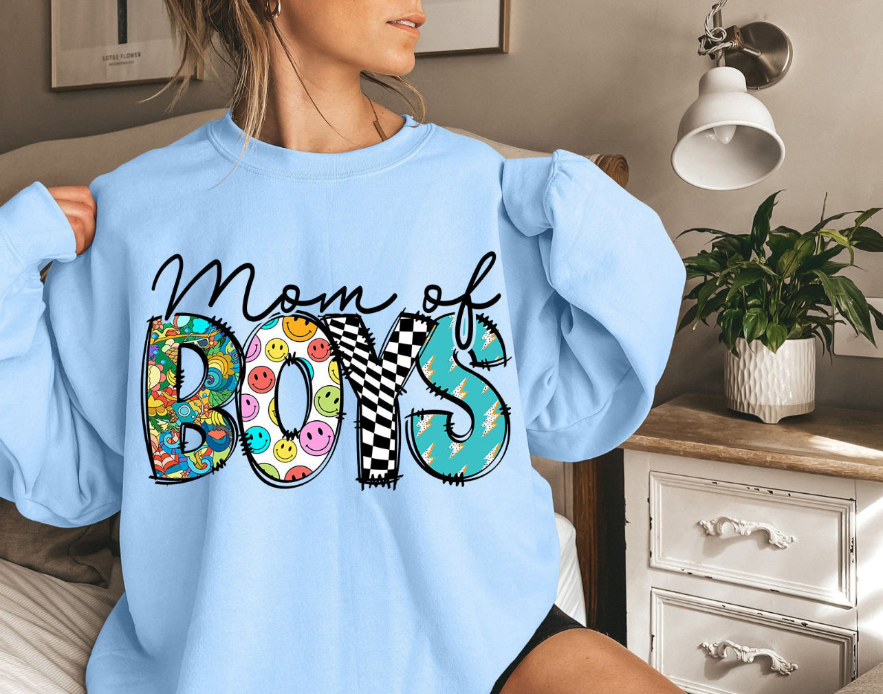 MOM OF BOYS - SWEATER