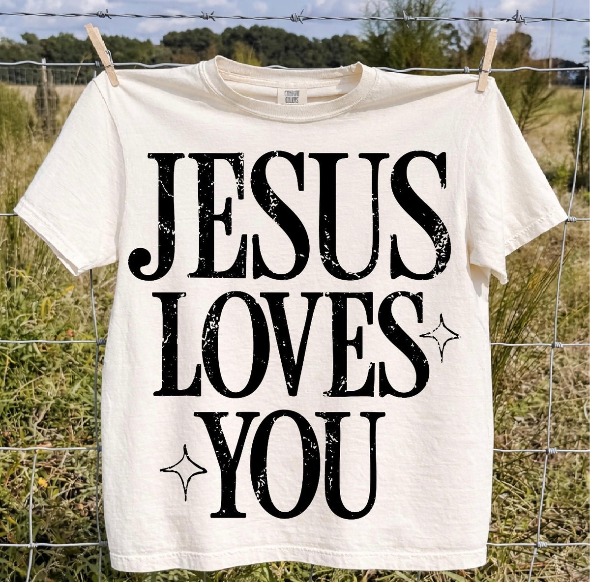 GRUNGE JESUS LOVES YOU BLACK - DTF TRANSFER