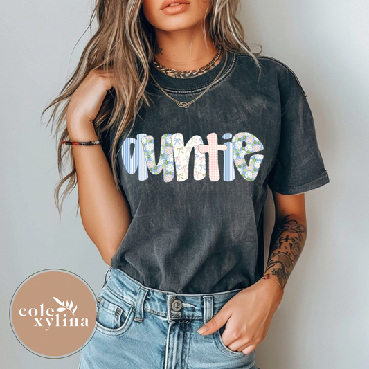 GIRLY FLORAL AUNTIE - DTF TRANSFER