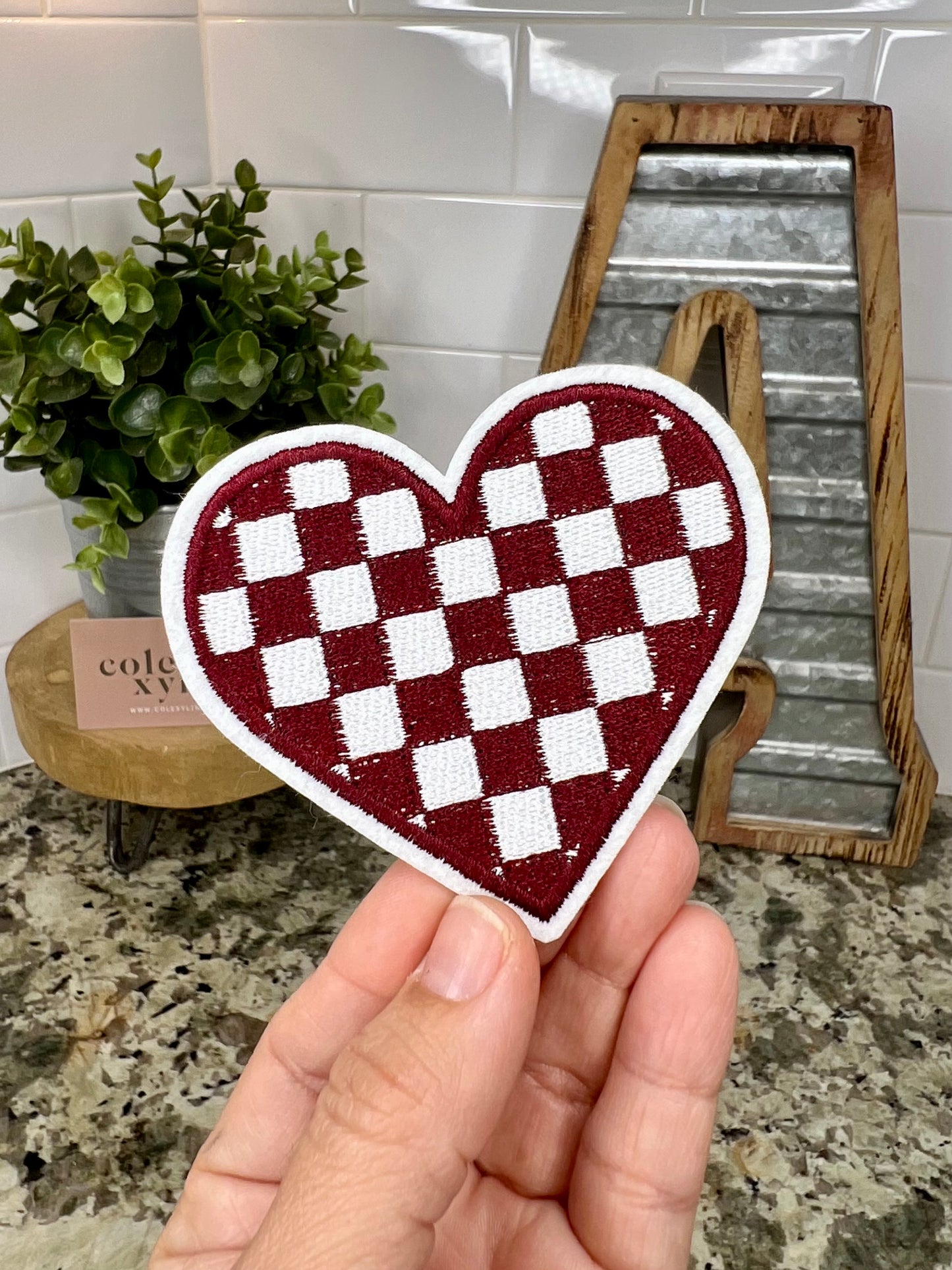 CHECKERED HEART - MINI CHENILLE PATCH