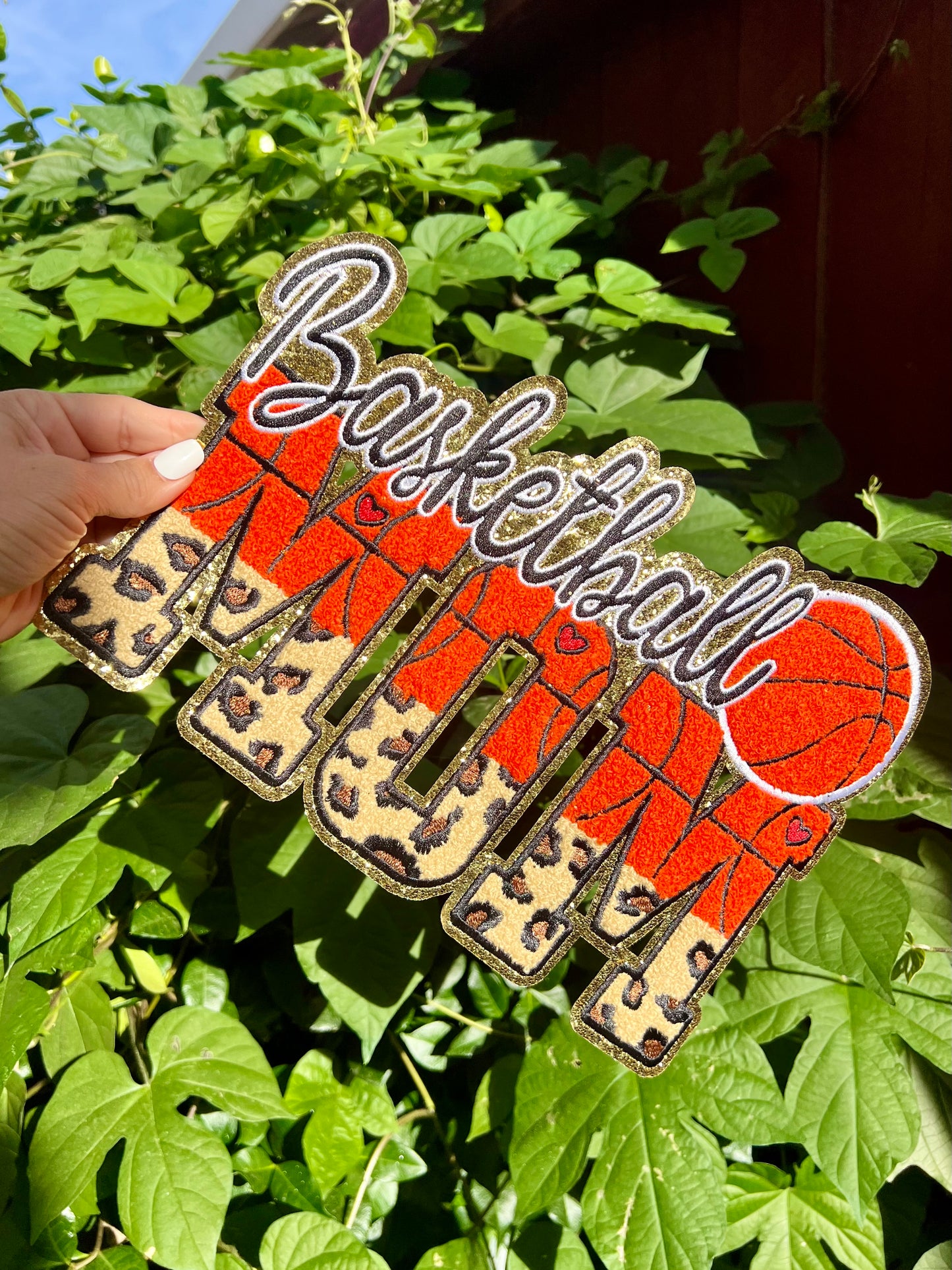 BASKETBALL MOM - CHENILLE PATCH