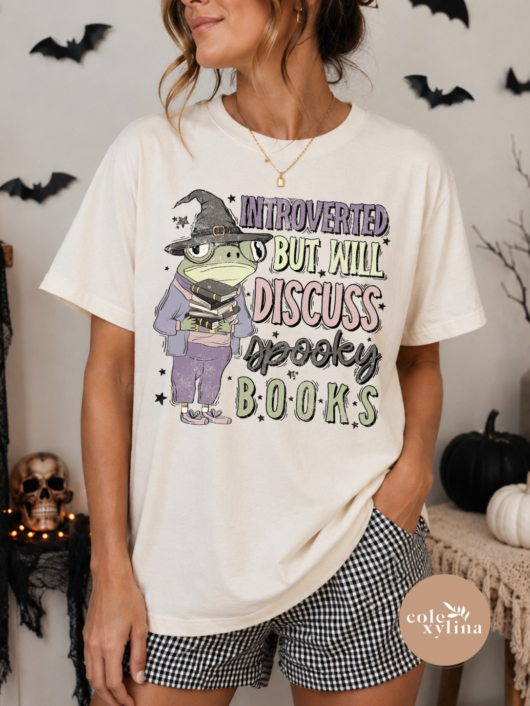 INTROVERTED BUT WILL DISCUSS SPOOKY BOOKS GRUNGE - DTF TRANSFER